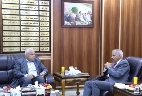 الرقاد والبكار يبحثان قضايا المتقاعدين العسكريين على نظام تقاعد الضمان الاجتماعي